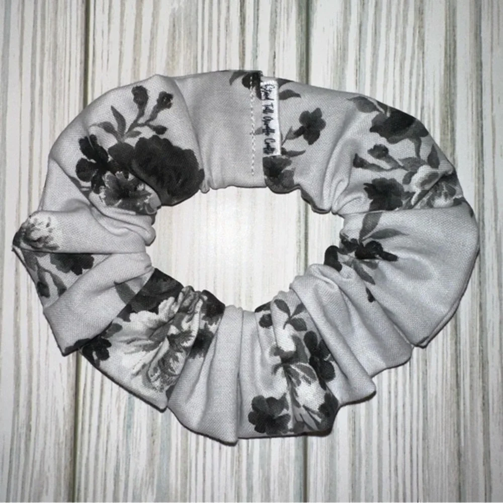 $7ea or 3/$15 Black and white floral roses hair Scrunchie new
